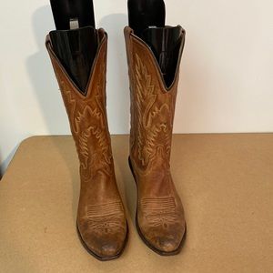 Old West LF 1529 Womens Cowboy Boots. Size 7.5. Brown with Embroidered Design